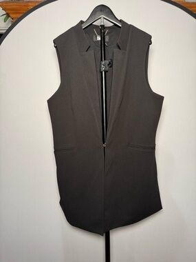 DKNY Black Sleeveless Longline Vest